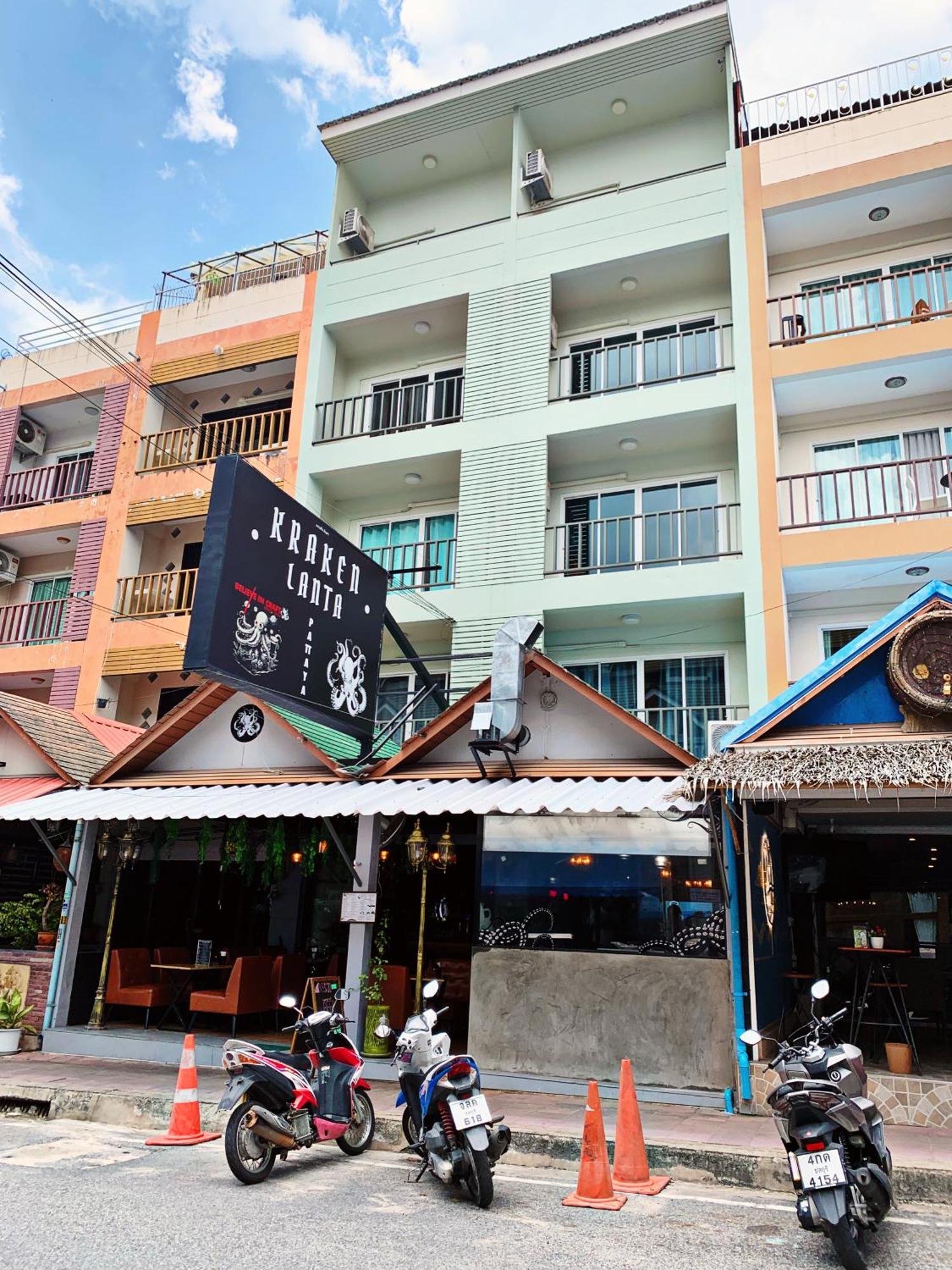 4 Palms Hotel Pratumanak Pattaya Luaran gambar